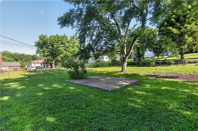 8608 E 58th Street, Kansas City, MO 64129