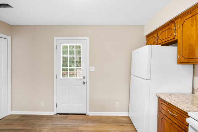 481 Martha Ln Apt D, Clarksville, TN 37043