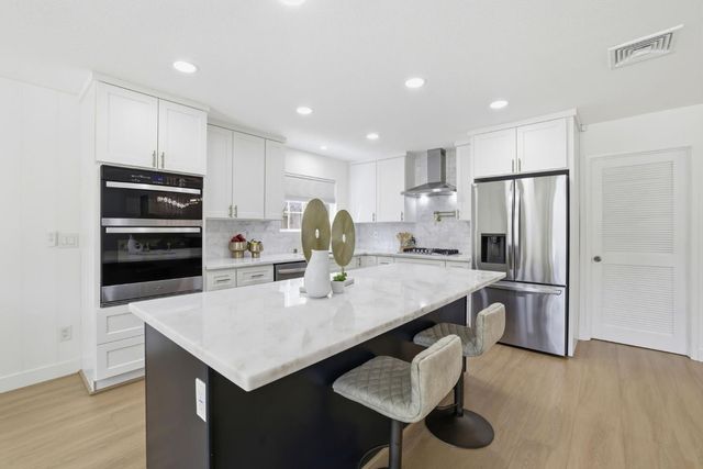 5124 Filbert Ave, Fair Oaks, CA 95628