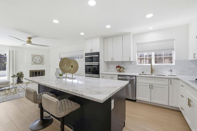 5124 Filbert Ave, Fair Oaks, CA 95628