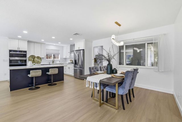 5124 Filbert Ave, Fair Oaks, CA 95628