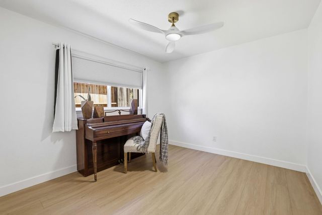 5124 Filbert Ave, Fair Oaks, CA 95628