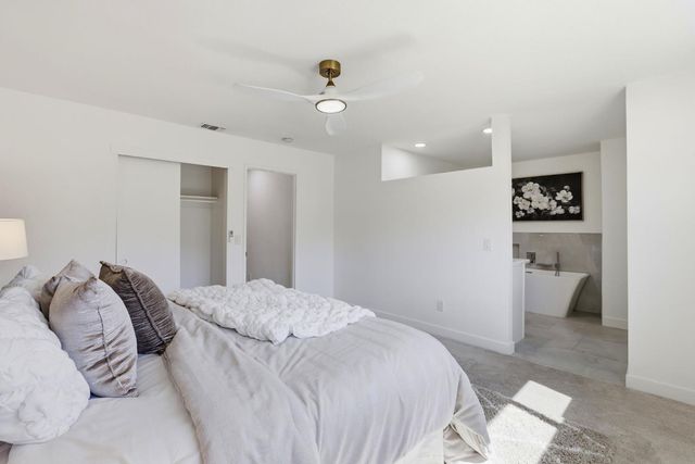 5124 Filbert Ave, Fair Oaks, CA 95628