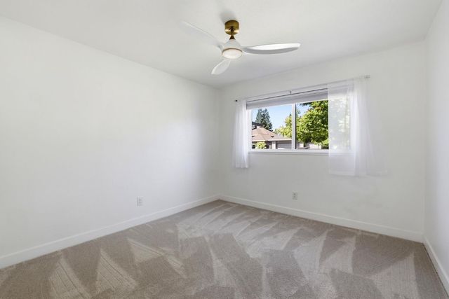 5124 Filbert Ave, Fair Oaks, CA 95628