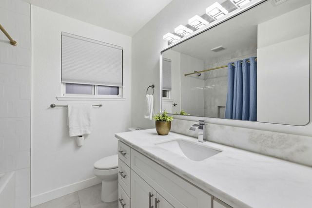 5124 Filbert Ave, Fair Oaks, CA 95628