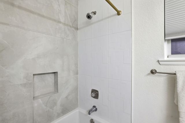 5124 Filbert Ave, Fair Oaks, CA 95628