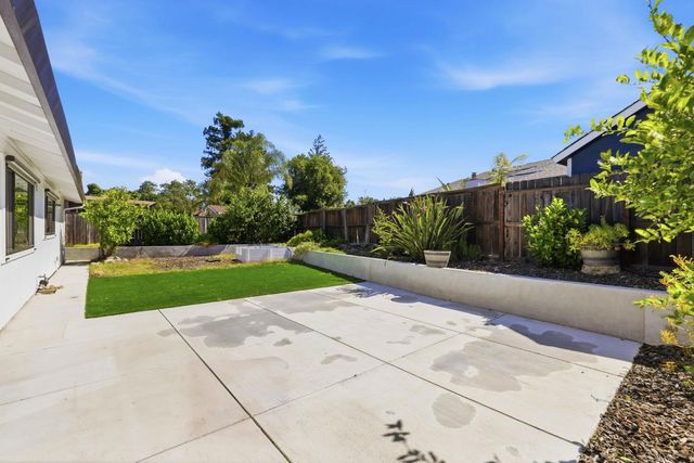 5124 Filbert Ave, Fair Oaks, CA 95628