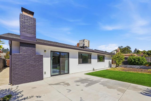 5124 Filbert Ave, Fair Oaks, CA 95628