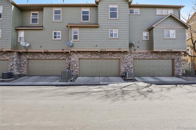 3712 Pecos Trail, Castle Rock, CO 80109
