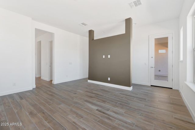 1032 W J WALTZ Way, Apache Junction, AZ 85120