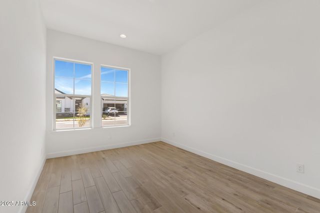 1032 W J WALTZ Way, Apache Junction, AZ 85120