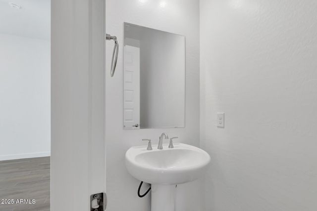 1032 W J WALTZ Way, Apache Junction, AZ 85120