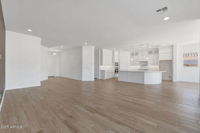 1032 W J WALTZ Way, Apache Junction, AZ 85120