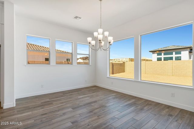 1032 W J WALTZ Way, Apache Junction, AZ 85120