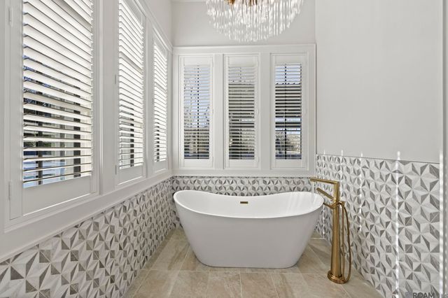 110 Valhalla Blvd, Saint George, LA 70810