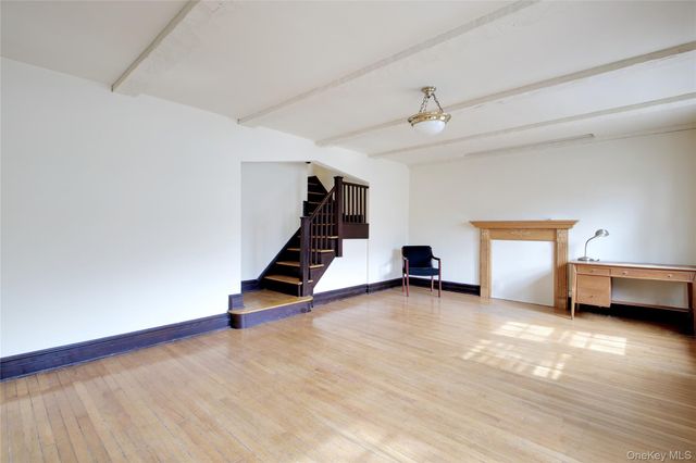 1613 Northern Boulevard, Roslyn, NY 11576