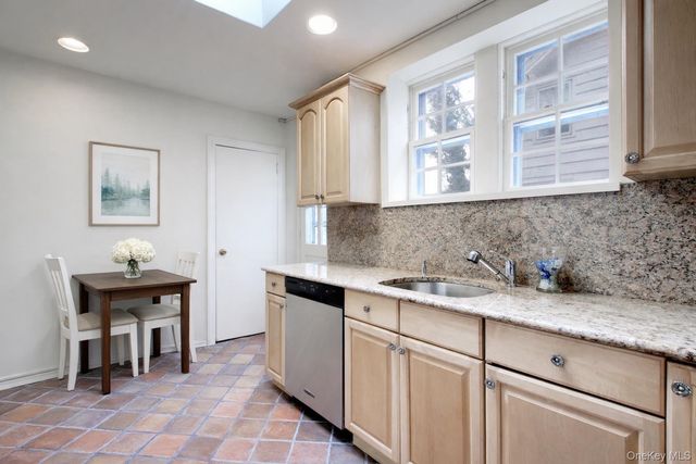 1613 Northern Boulevard, Roslyn, NY 11576