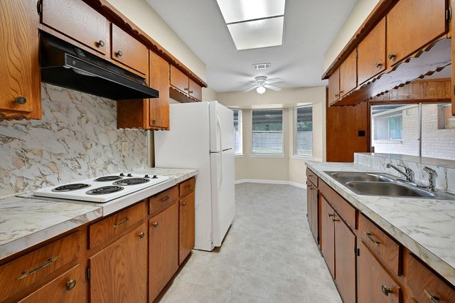 10026 Kirkglen Drive, Houston, TX 77089