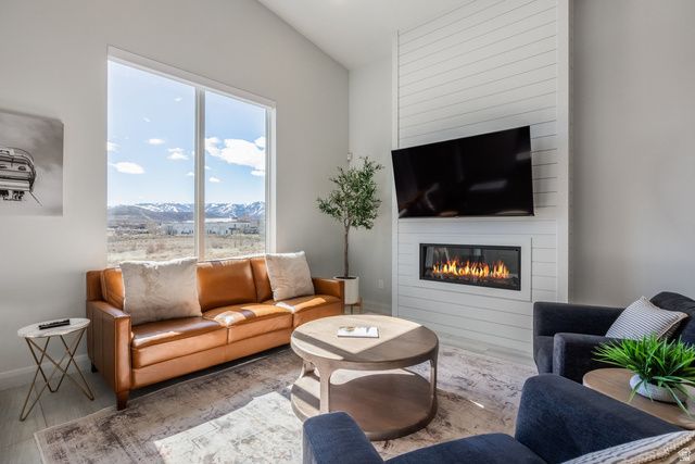 1403 PAINTED CUP LN, Park City, UT 84098