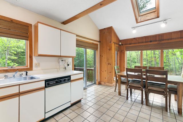 34 Ellis Brook Road, Dover, VT 05356