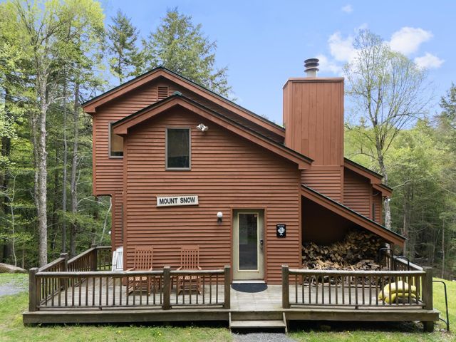 34 Ellis Brook Road, Dover, VT 05356