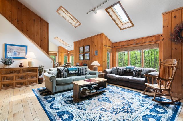 34 Ellis Brook Road, Dover, VT 05356