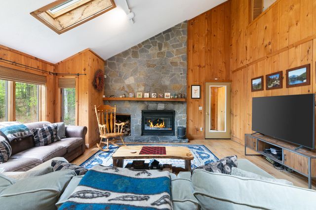 34 Ellis Brook Road, Dover, VT 05356