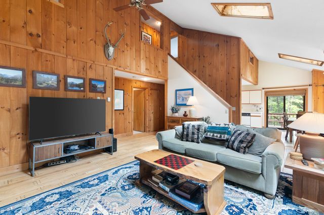 34 Ellis Brook Road, Dover, VT 05356