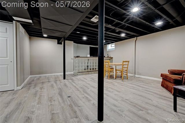 11353 Rockland, Redford, MI 48239