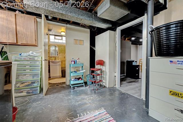 11353 Rockland, Redford, MI 48239