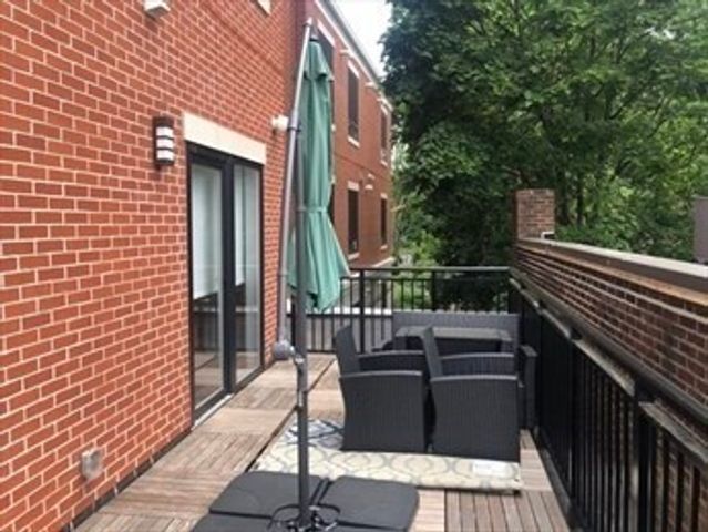 1699 Massachusetts Ave 202, Cambridge, MA 02138