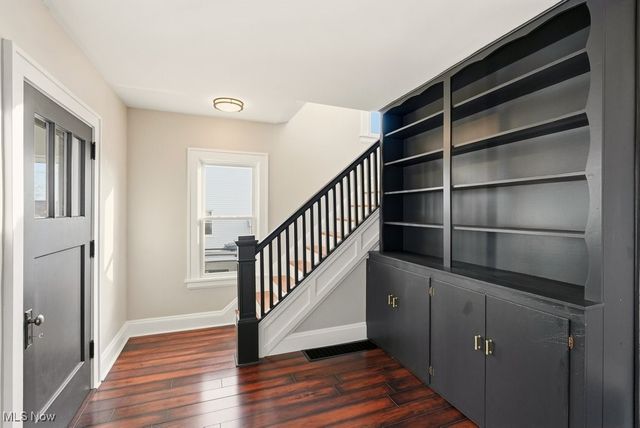 7128 Marcelline Court, Cuyahoga Heights, OH 44125