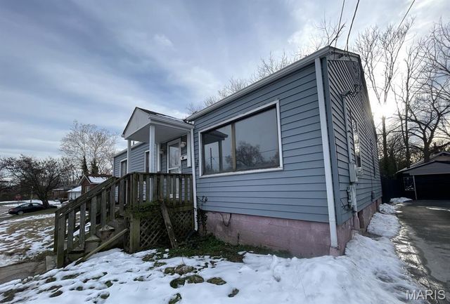 1127 Putnam Street, Alton, IL 62002