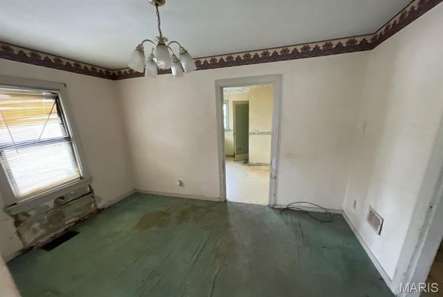 1127 Putnam Street, Alton, IL 62002