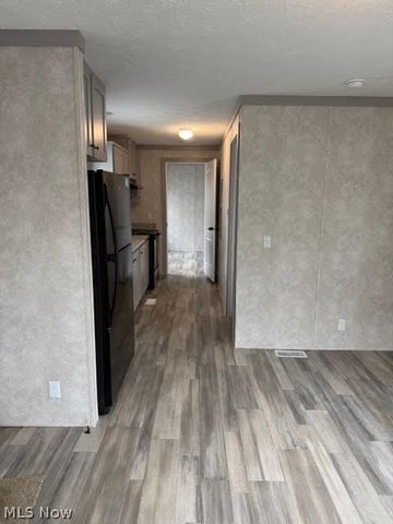 62 Hyland Drive, Akron, OH 44312