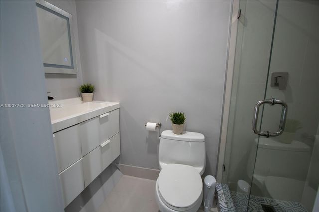 2117 NE 123rd St, North Miami, FL 33181