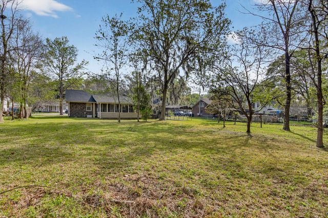 106 Travelers Rest Boulevard, Summerville, SC 29485