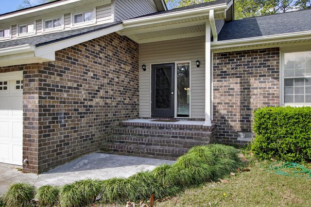 106 Travelers Rest Boulevard, Summerville, SC 29485