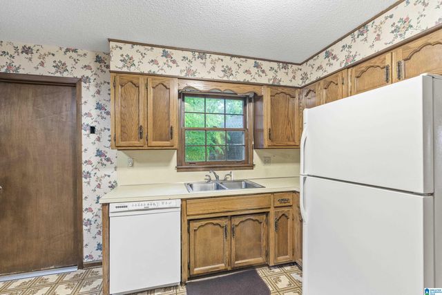 4100 CHURCHILL DRIVE, Birmingham, AL 35213