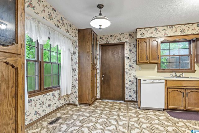 4100 CHURCHILL DRIVE, Birmingham, AL 35213