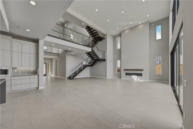11800 Hillsborough, Porter Ranch, CA 91326
