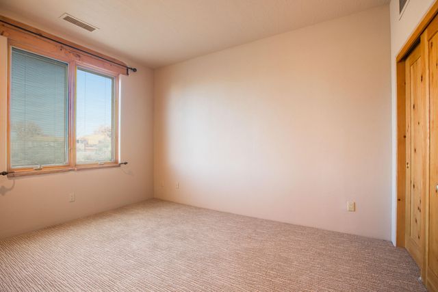 100 Camino Rayo Del Sol, Corrales, NM 87048