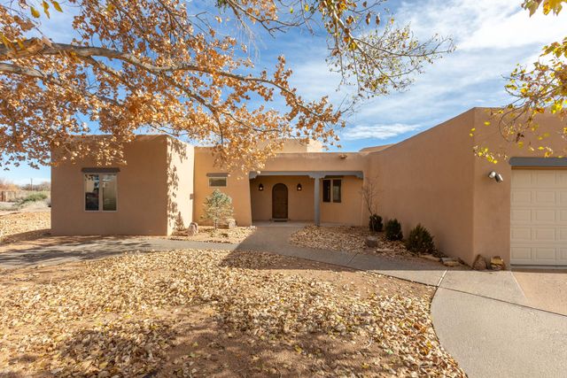 100 Camino Rayo Del Sol, Corrales, NM 87048