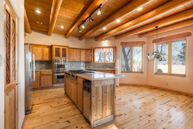 100 Camino Rayo Del Sol, Corrales, NM 87048