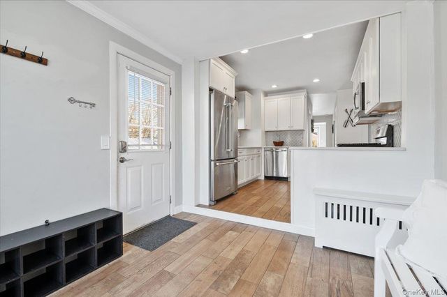 69 Hawthorne Street, Massapequa, NY 11758