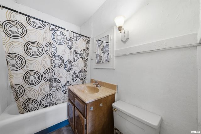 1419 W JOHN H GWYNN JR Avenue, Peoria, IL 61605