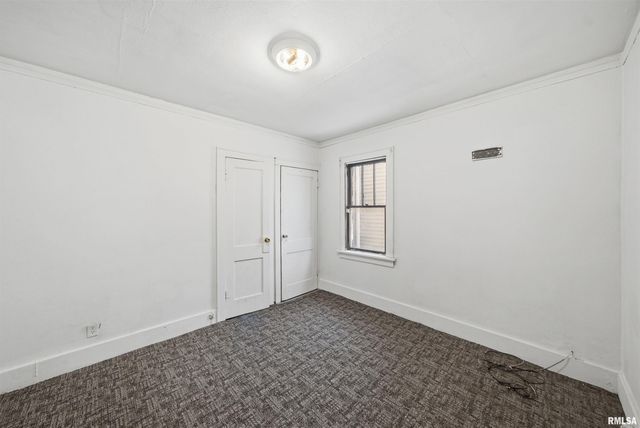 1419 W JOHN H GWYNN JR Avenue, Peoria, IL 61605