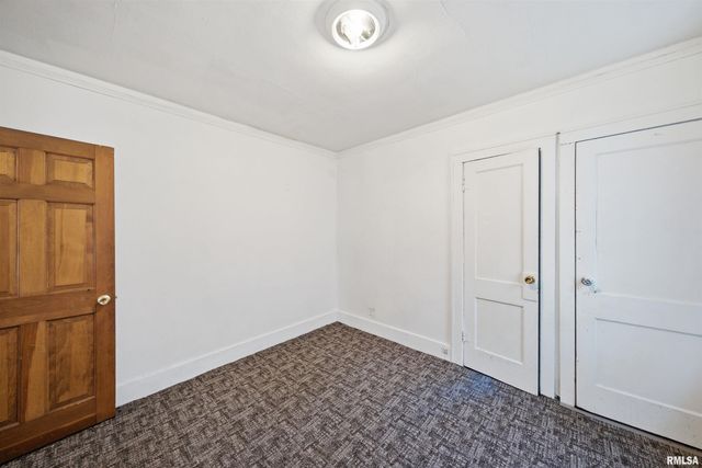 1419 W JOHN H GWYNN JR Avenue, Peoria, IL 61605