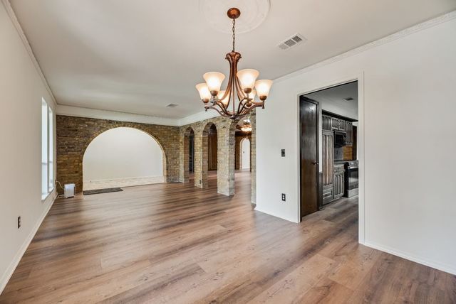 2520 Coleshire Drive, Plano, TX 75075