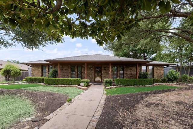 2520 Coleshire Drive, Plano, TX 75075